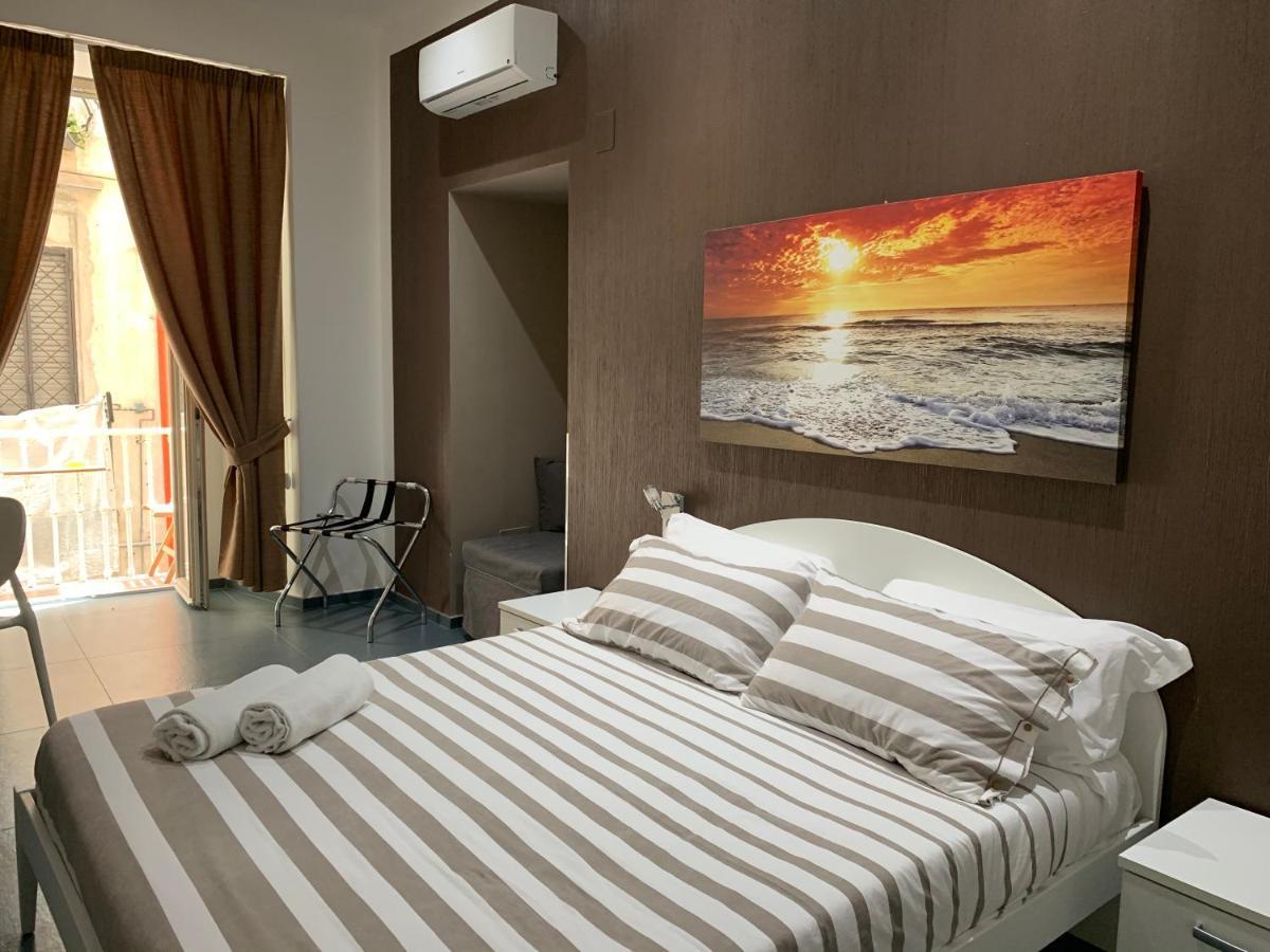 Mascalzone Latino Luxury Rooms Napoli Bagian luar foto